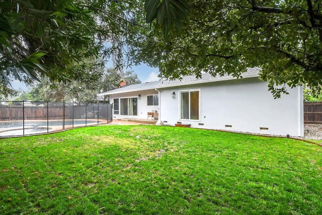 The Charming Home With A Pool Yuba City Luaran gambar