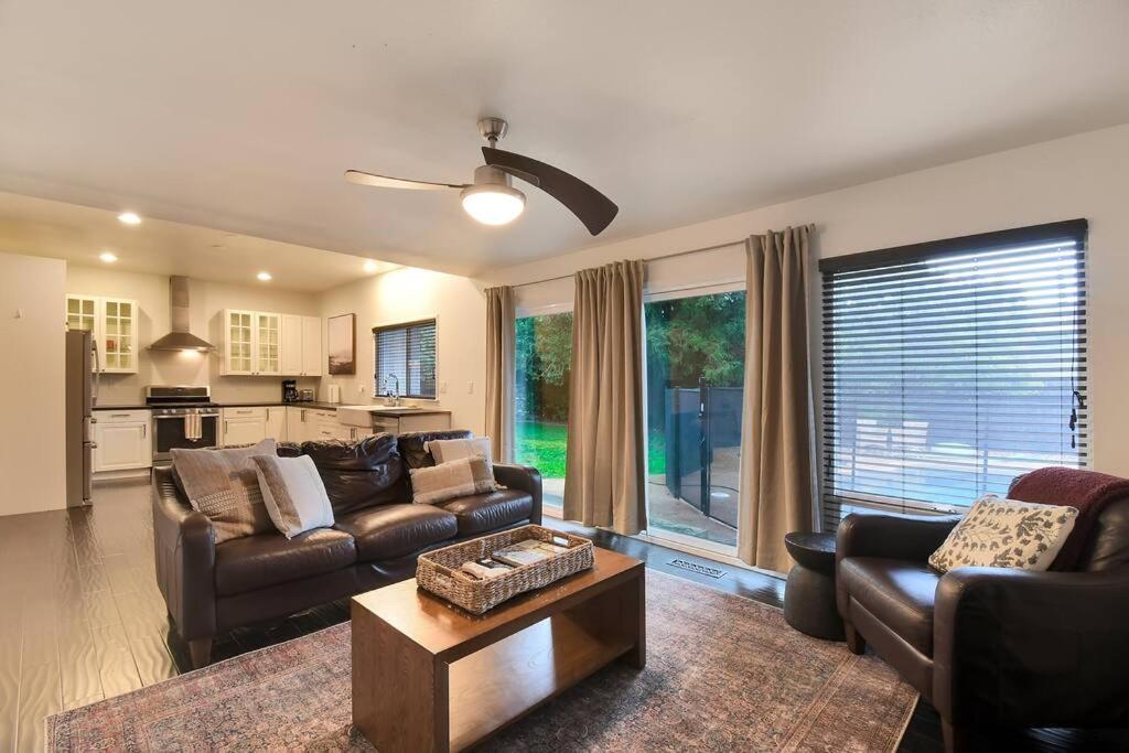 The Charming Home With A Pool Yuba City Luaran gambar